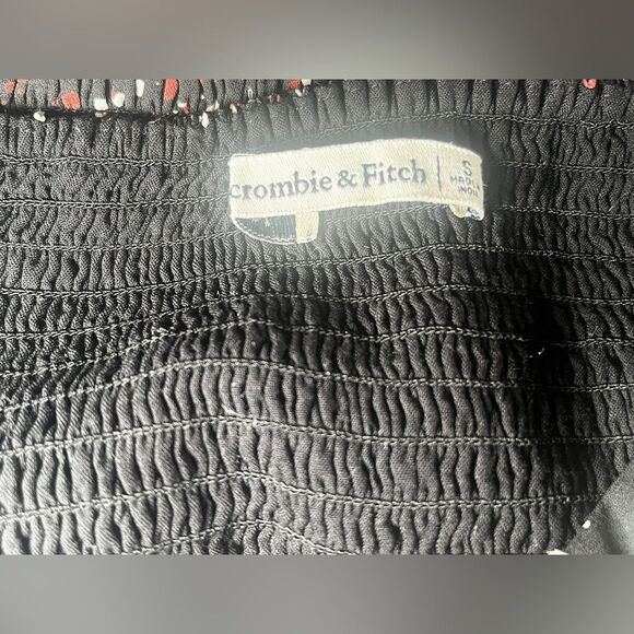 Abercrombie & Fitch Black White Puff Sleeve Baby Doll Top Front Cutout Size S - Picture 7 of 7